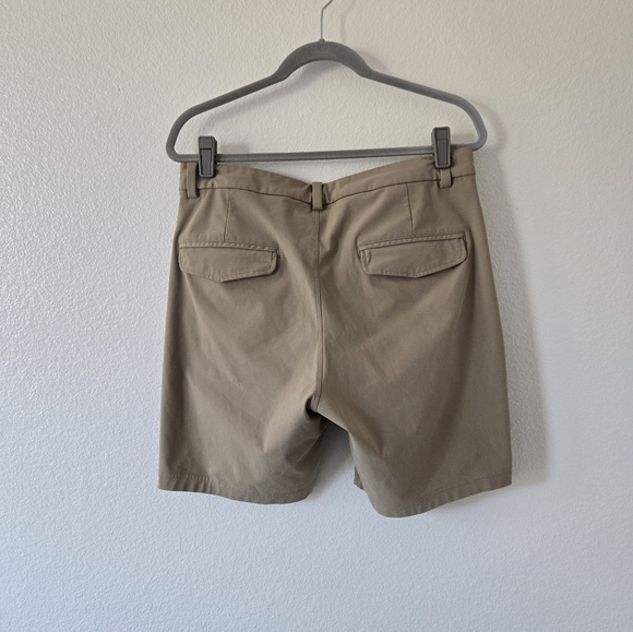 Lululemon ABC Short 9" in Tan color Classic Fit Warpstreme Fabric size 34 - Picture 8 of 16
